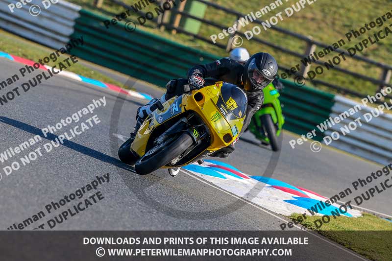 PJM Wedding Photography;enduro digital images;event digital images;eventdigitalimages;mallory park;mallory park photographs;mallory park trackday;mallory park trackday photographs;no limits trackdays;peter wileman photography;racing digital images;trackday digital images;trackday photos